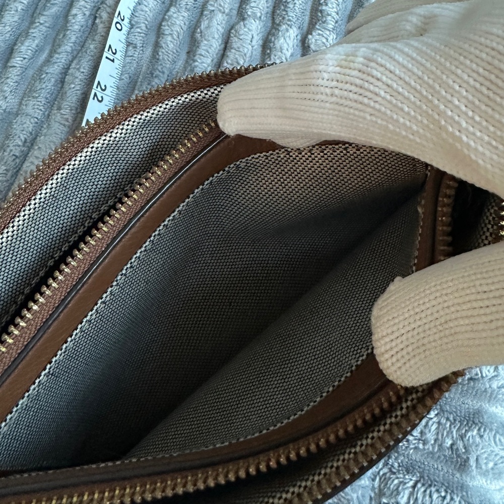 Vince Camuto Brown Pebble Leather Small Crossbody Bag - Picture 7 of 10